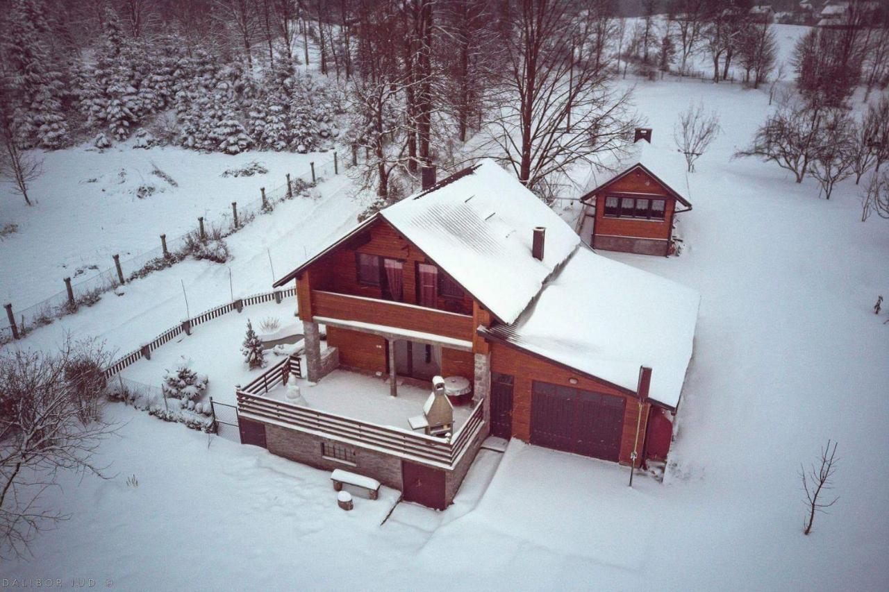 Kuca Za Odmor Anamarija Villa Ogulin Buitenkant foto